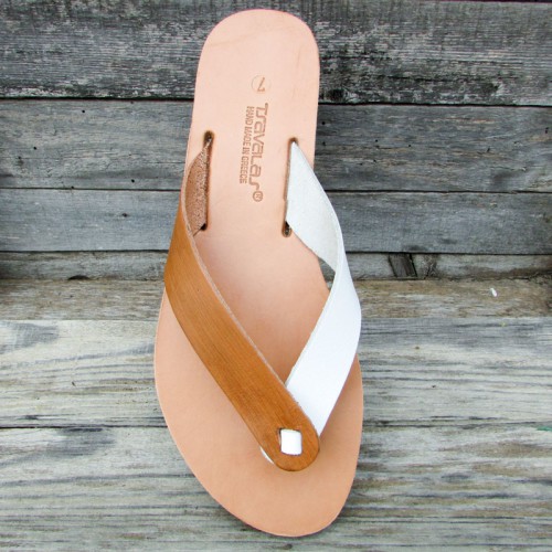 Wide Flip Flops With a Hidden Knot and 